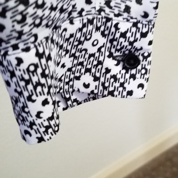 Long Sleeve, Full button Front, Blouse - Picture 4 of 6